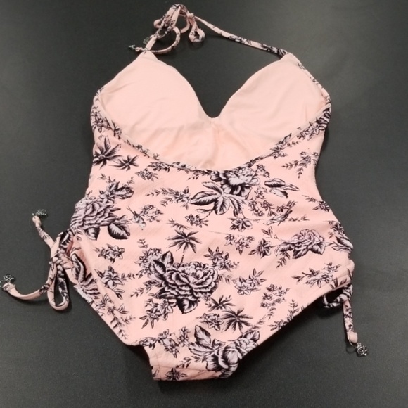 Seafolly Patterned Deep V One Piece Swimsuit- tag cut but never worn - Picture 7 of 7